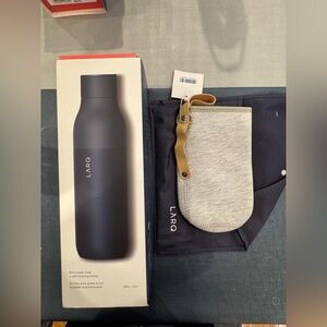 LARQ Bottle with Light Gray Sleeve